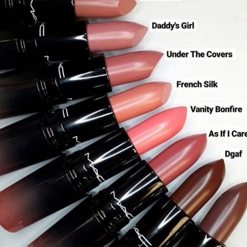 RETIRED MAC French Silk 402 Lipstick, Love Me